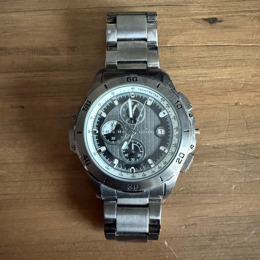 Express Men’s Silver Chronograph Watch 90s Vintage Stainless Steel Classic